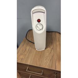 GRZEJNICZEK SELECLINE 4GRZBIETOWY OLEJOWY 50Hz 500