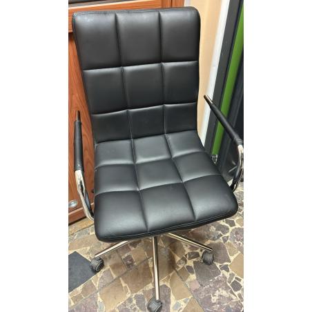 Fotel Biurowy Obrotowy Uzywany 2.